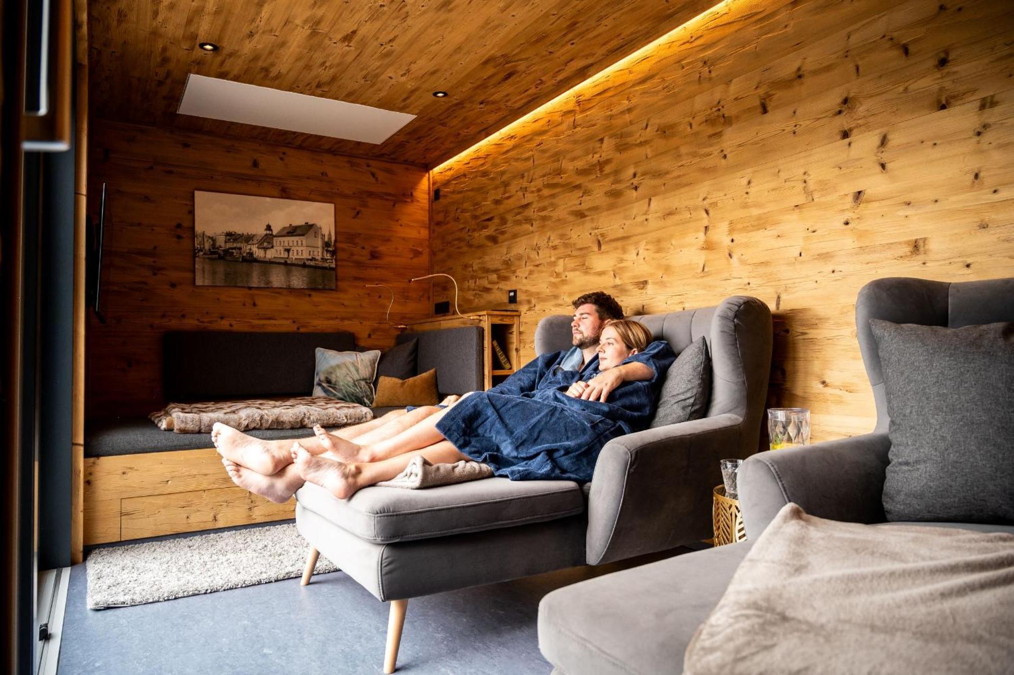 Hafenhotel Pommernyacht Ueckermünde Екстериор снимка