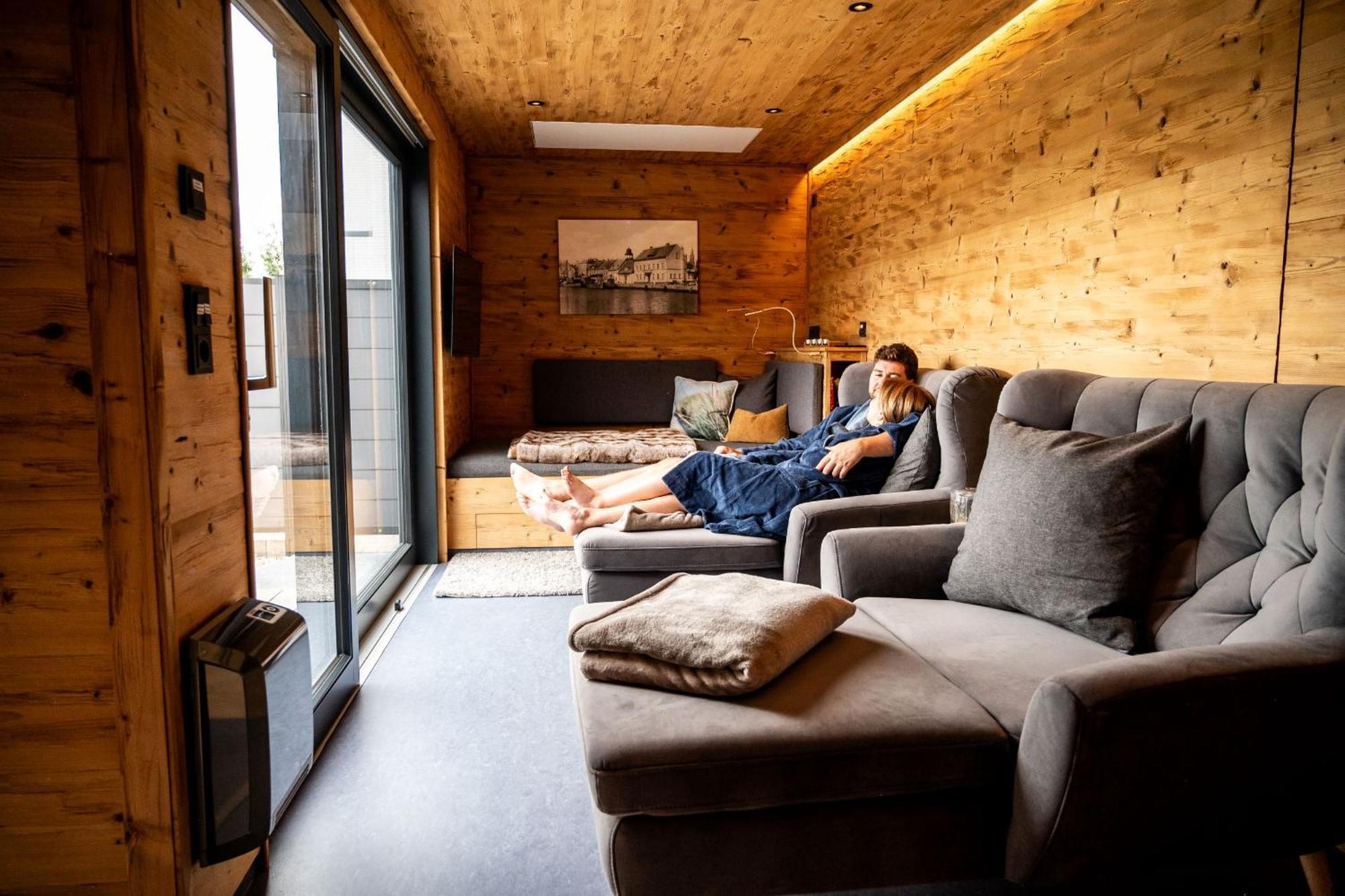 Hafenhotel Pommernyacht Ueckermünde Екстериор снимка