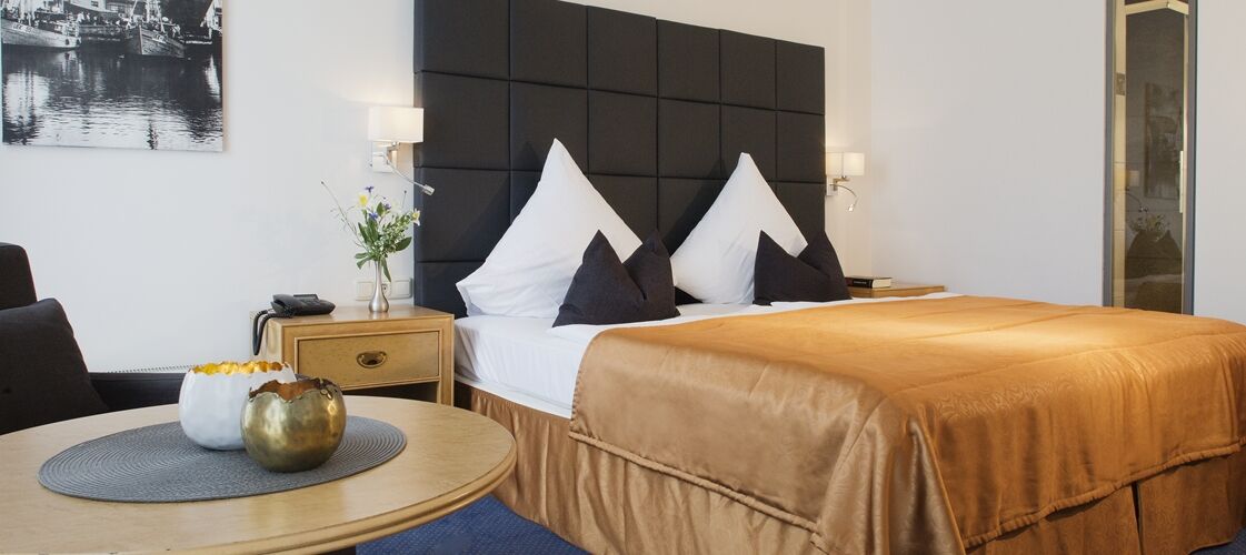 Hafenhotel Pommernyacht Ueckermünde Екстериор снимка