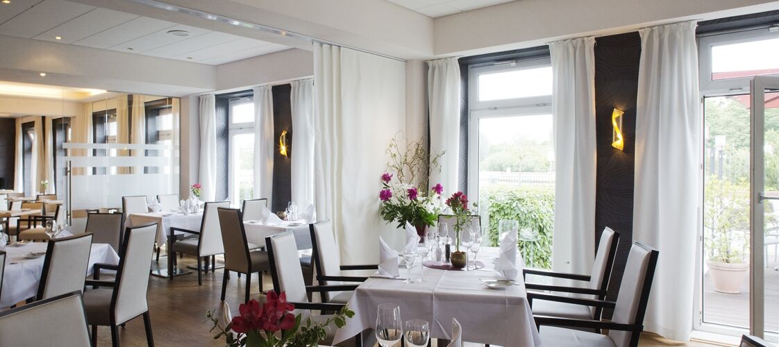 Hafenhotel Pommernyacht Ueckermünde Екстериор снимка